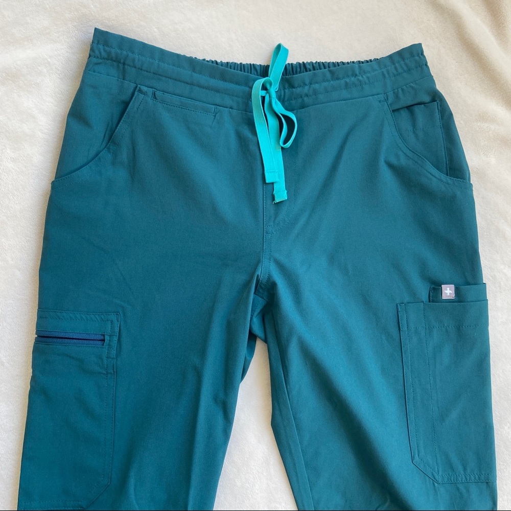 FIGS Caribbean Blue FIONLITE Yola xs
